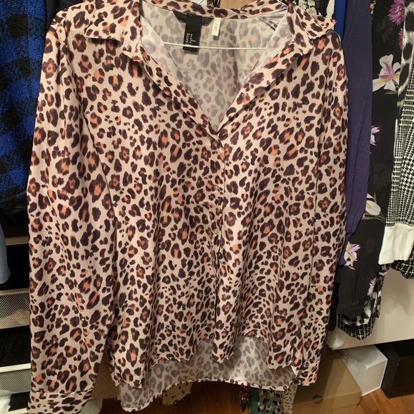H&M leopard blouse - Picture 1 of 2